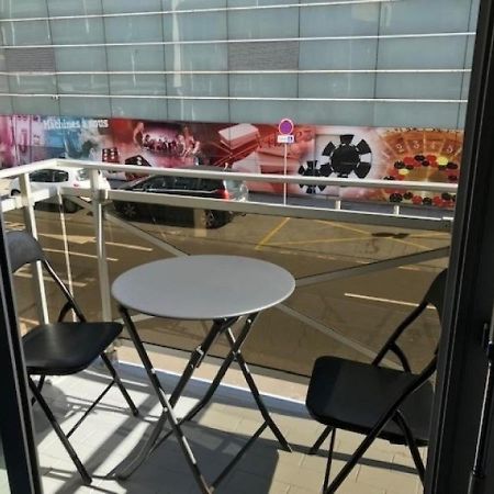 Studio Renove Avec Balcon A 100M De La Plage Et Piscine - 4 Personnes - Les Sables-D'Olonne - Fr-1-331-204 Exterior foto